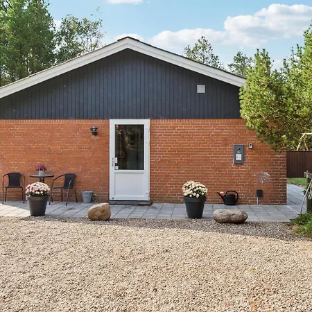 3 Bedroom Awesome In Romo Nyaraló